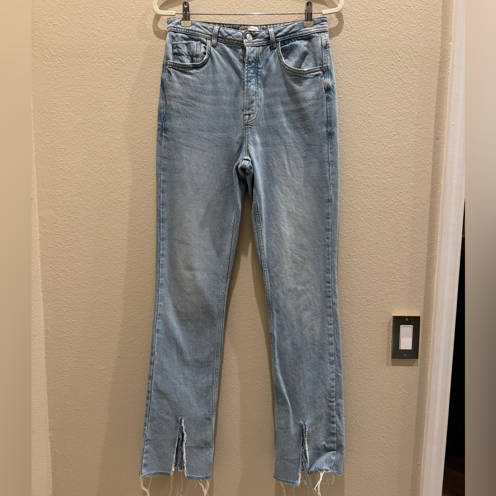 Zara Distressed Denim Jeans in Light Blue